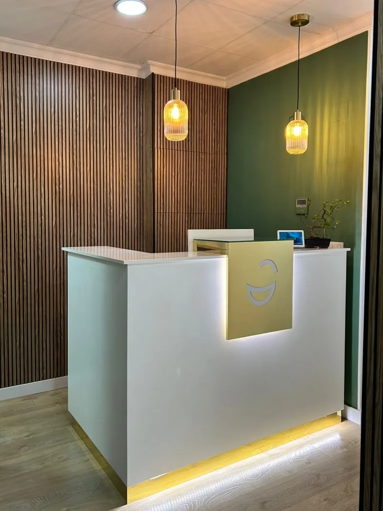 clinica_dental_la_fuensanta_beniajan_instalaciones (1a) CLINICA DENTAL LA FUENSANTA BENIAJÁN